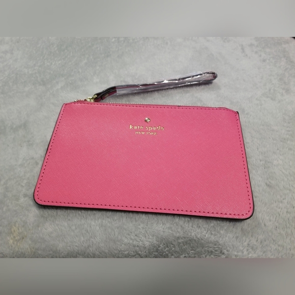 kate spade Handbags - Kate Spade NWT Pink Wristlet